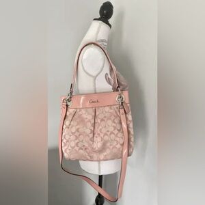 *Rare* Coach Ashley Hippie Signature Convertible Crossbody Bag- Pink Sateen